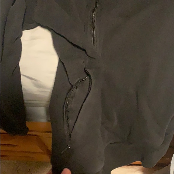 Adidas hoodie size small - Picture 4 of 5